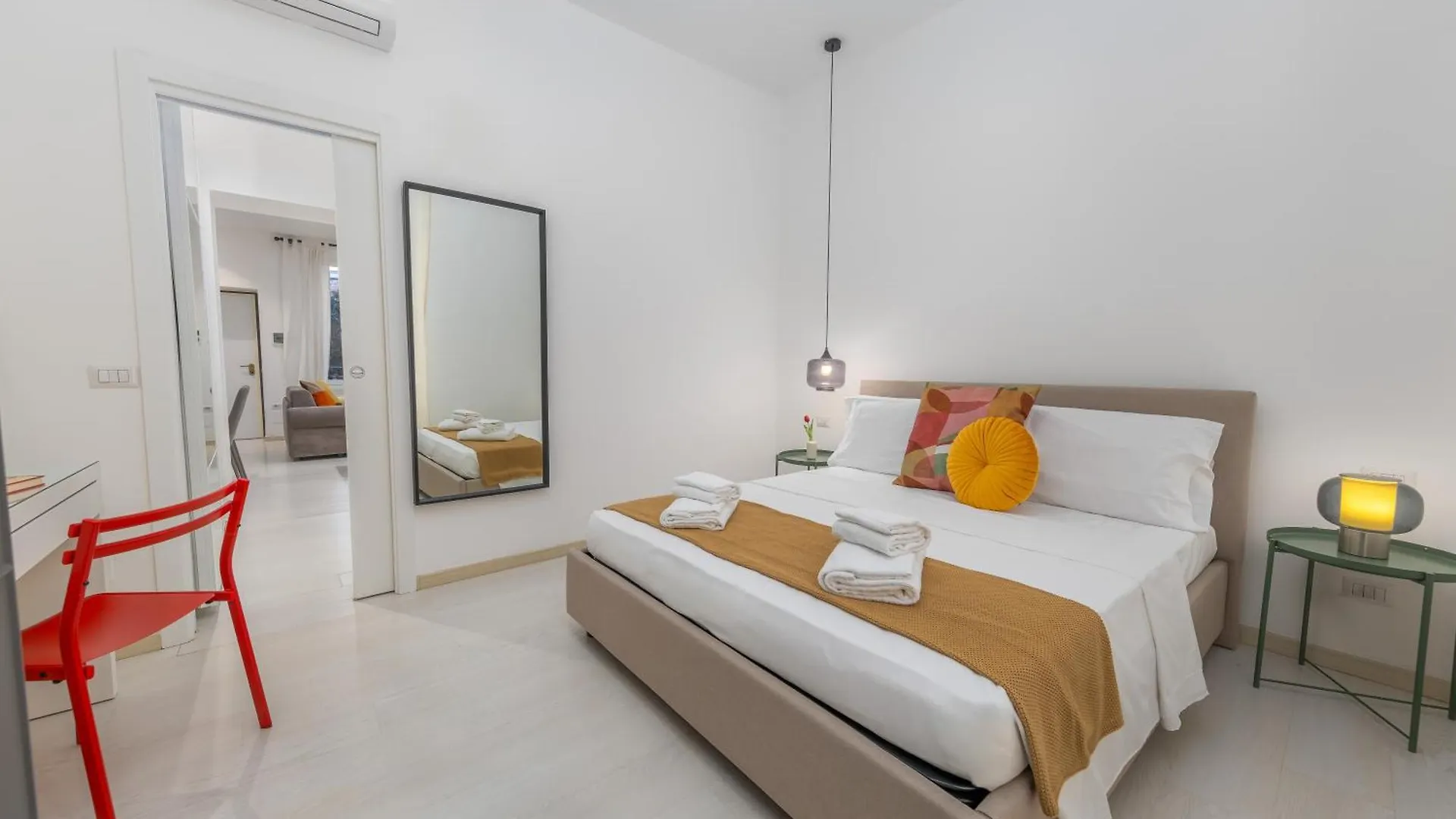 Gulli'S Apartment In Arco Della Pace 米兰