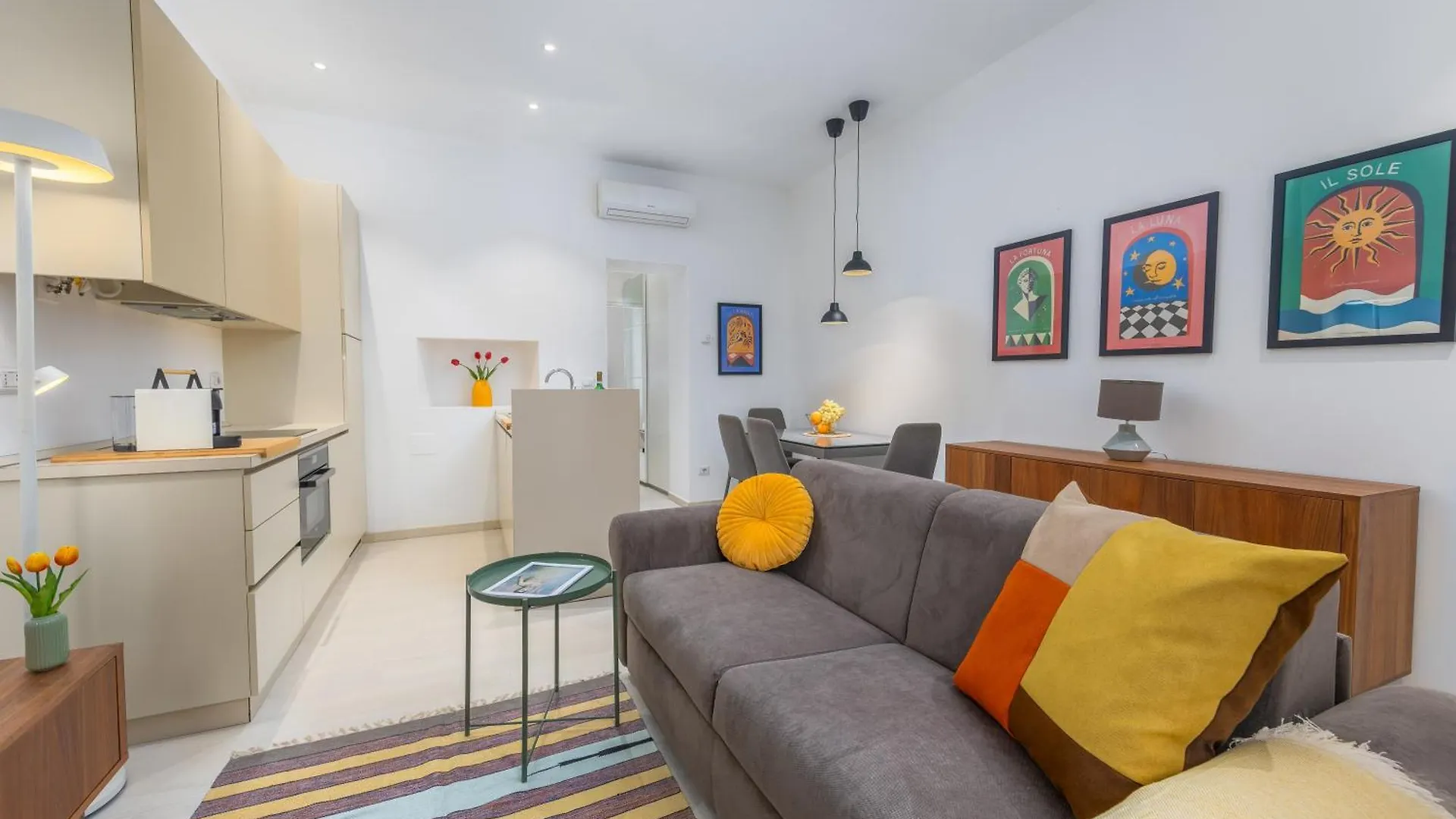 Gulli'S Apartment In Arco Della Pace 米兰